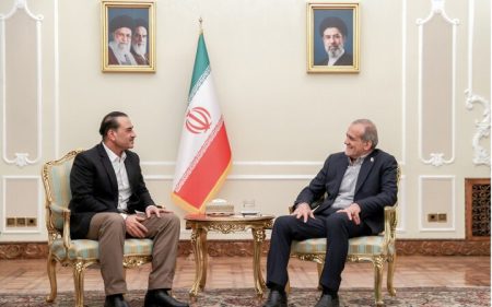 پزشکیان: آمریکا باید رویکردش را تغییر دهد؛ زورگویی فقط روندها را پیچیده می‌کند