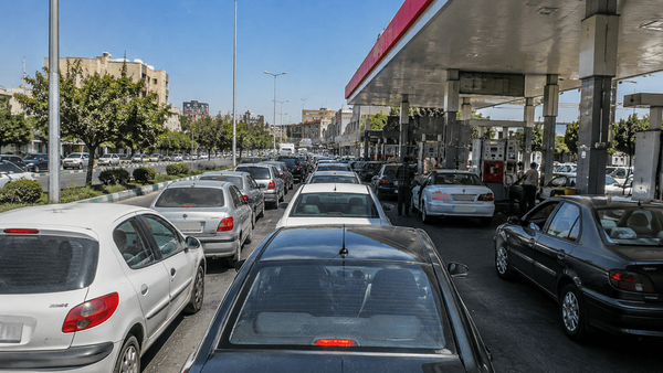 دلیل ازدحام پمپ‌بنزین‌های تهران چیست؟